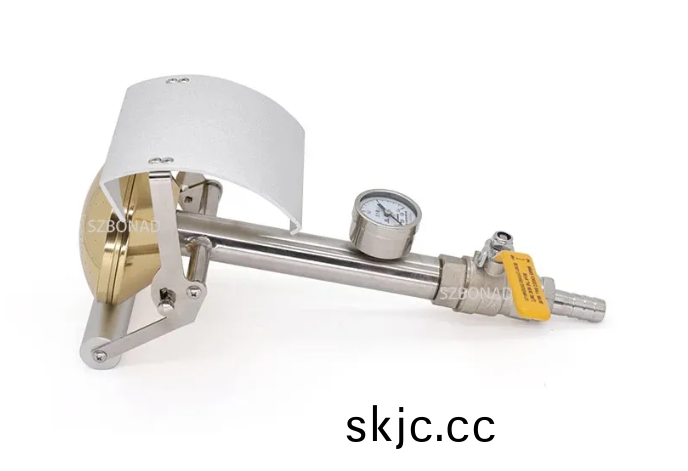 IEC 60529 IPX3/4 handheld brass water spray/splashing nozzles1